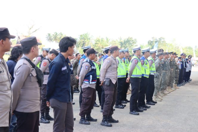 
 Satuan Polres Pali Menggelar Apel Kesiagaan Dalam Rangka HUT Ke 10 Berdirinya Kabupaten Pali