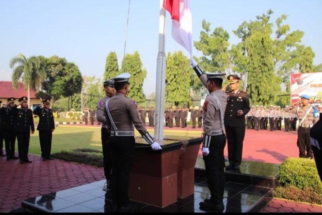 
 Kapolres Pekalongan Pimpin Upacara Dalam Rangka Peringatan Ke-115 Hari Kebangkitan Nasional