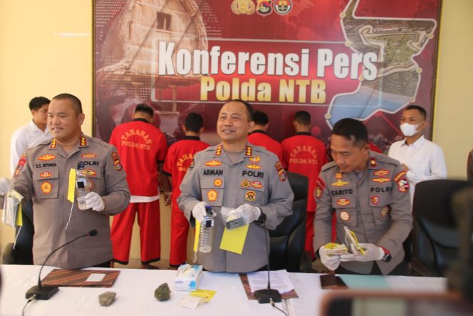 
 Puluhan Ribu BBL Yang Hendak Keluar NTB Berhasil Digagalkan Polda NTB