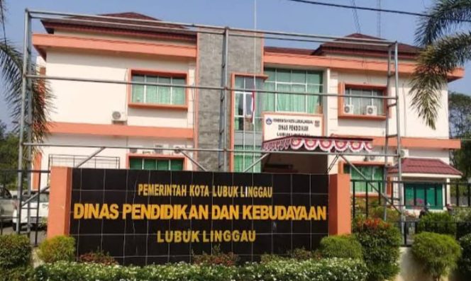 
 Dinas Pendidikan Lubuk Linggau Teruskan Proses Pemilihan Calon Penerima Seragam Gratis