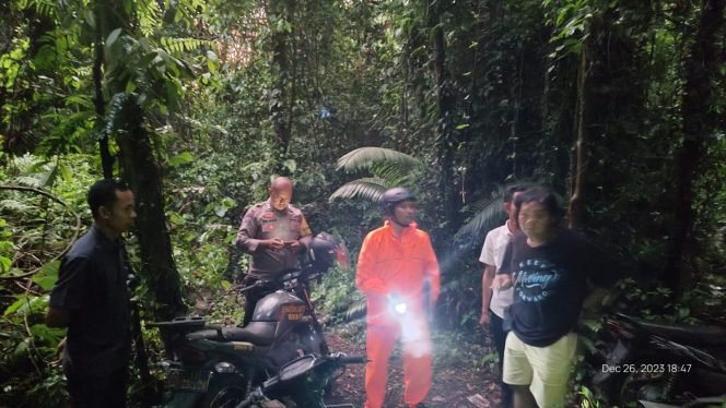 
 Remaja Asal Mataram Tenggelam Di Pemandian Air Terjun Hutan Lindung Sesaot