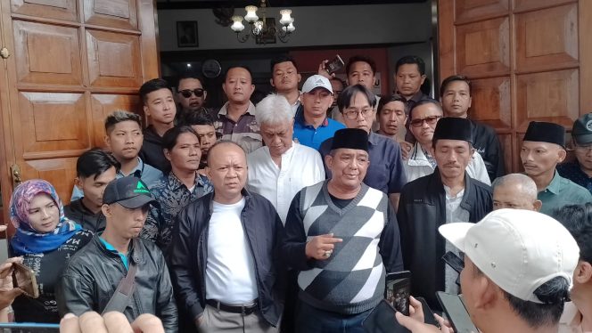 
 Viral??? Kondisikan PPP-PPS Dukung Salah Satu Capres-Cawapres,Oknum Angota KPU Kabupaten Wonosobo Di Laporkan Ke Bawaslu