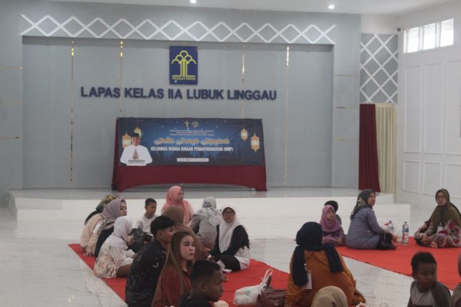 
 Buka Bersama Warga Binaan Di Lapas Kelas IIA Lubuklinggau