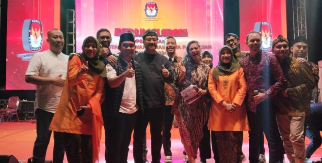 
 KPU Kota Pasuruan Tampilkan “Burung Kepodang” Di Peluncuran Pemilihan Walikota Dan Wakil Walikota 2024.       