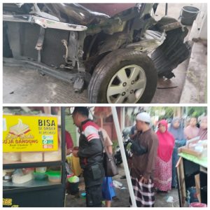 Minibus Plat Merah Alami Kecelakaan