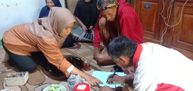 
 18 Warga Desa Danakerta Kecamatan Punggelan Bernafas Lega Setelah BPN Banjarnegara Melakukan Pengukuran Lahan