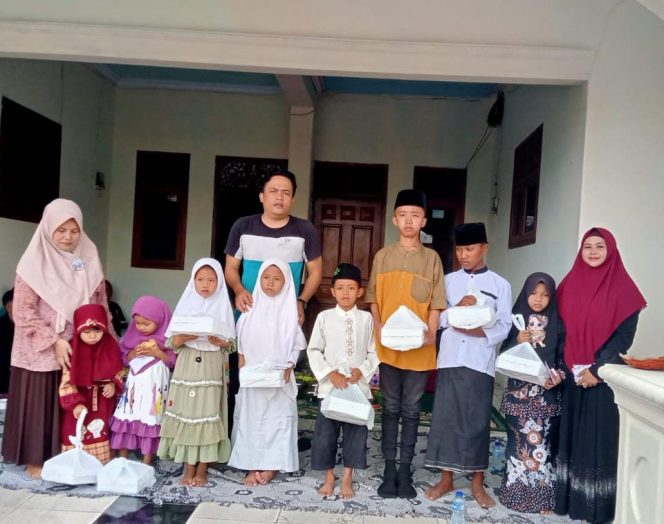 
 Sahabat Karib Bersama Mitra Berbagi Ke Anak Yatim Dan Pengguna Jalan