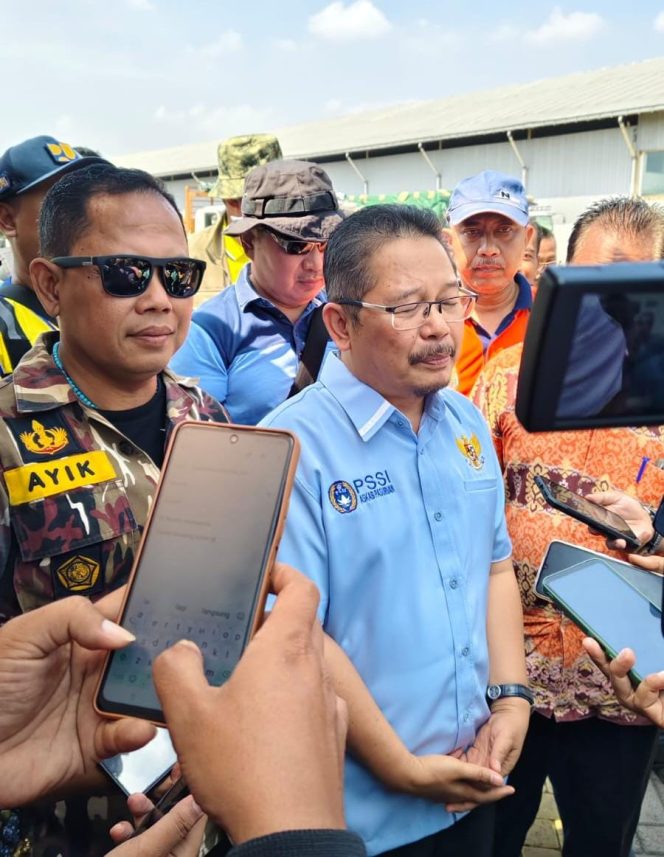 
 Pj Bupati Bersama Rombongan Didampingi Ketua GM-FKPPI Sidak Sungai Wangi