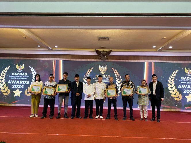 
 Baznas Awards 2024 Kota Semarang Berikan Penghargaan Kepada 50 Muzaki dan UPZ