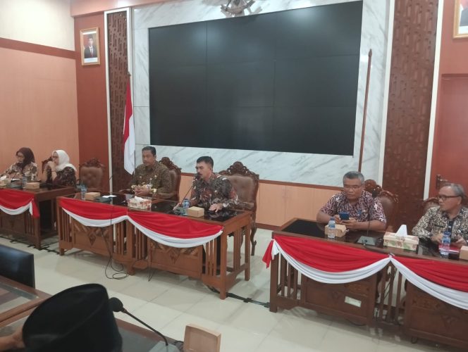 
 Persaudaraan Rajawali Emas Audiensi Dengan PJ Bupati Kebumen Demi Kondusifitas Pilkada Kebumen