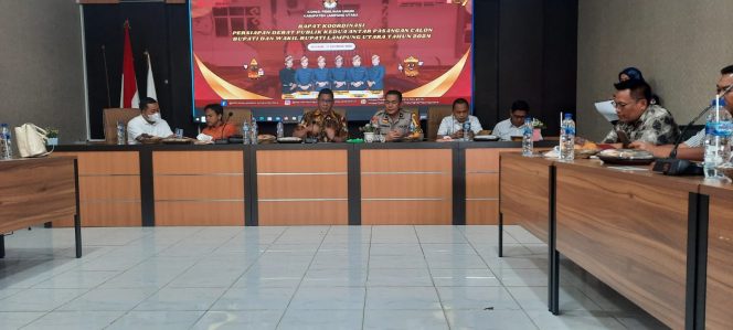 
 Kabag Ops Polres Lampung Utara Hadiri Rapat Koordinasi Persiapan Debat Publik Kedua Calon Bupati dan Wakil Bupati