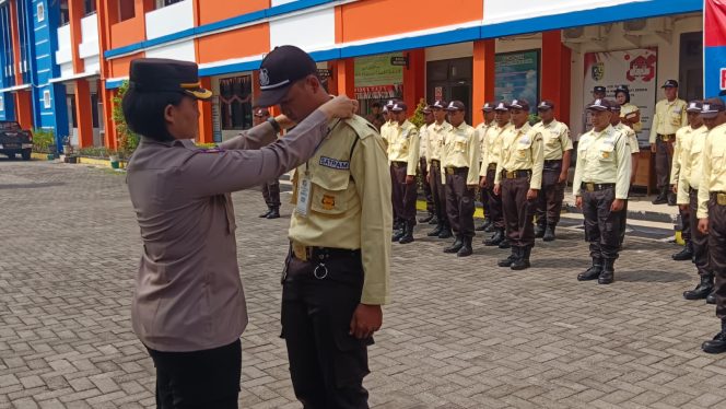 
 Upacara Pembukaan Pelatihan Satpam Gada Pratama di Polres kabupaten Demak